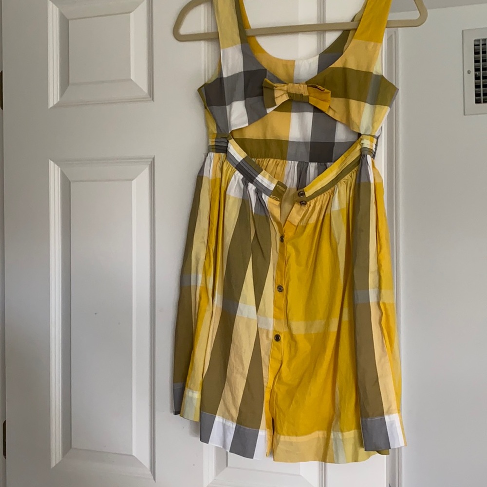 Burberry yellow dress